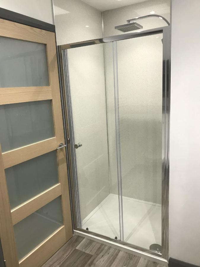 Sunset Studio Apartments Аберерън Екстериор снимка